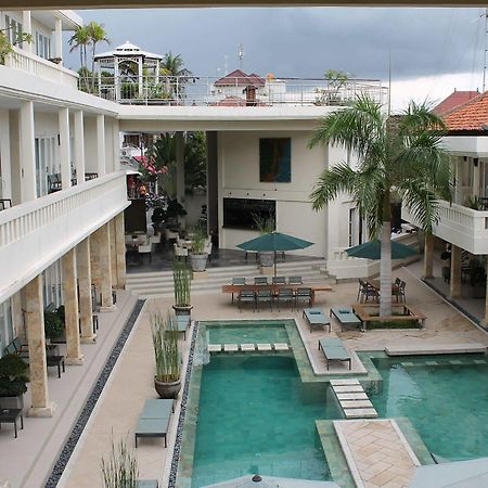 Bali Court Hotel & Apartment Легиан Екстериор снимка