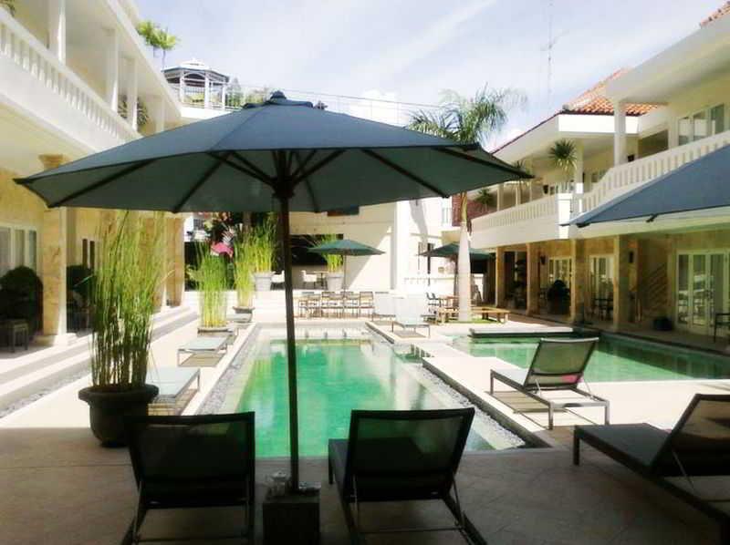 Bali Court Hotel & Apartment Легиан Екстериор снимка