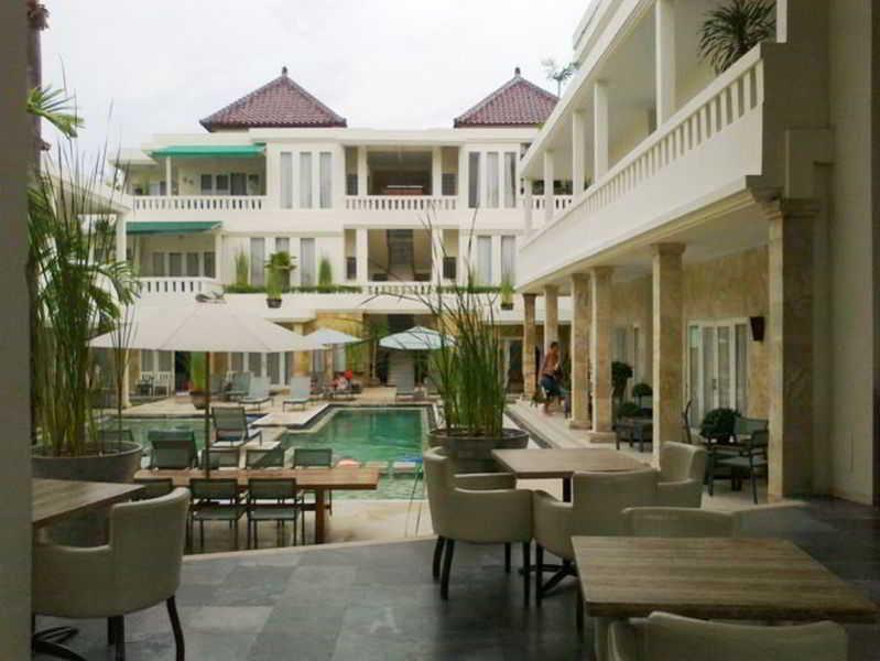 Bali Court Hotel & Apartment Легиан Екстериор снимка