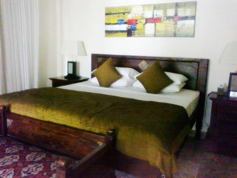 Bali Court Hotel & Apartment Легиан Екстериор снимка