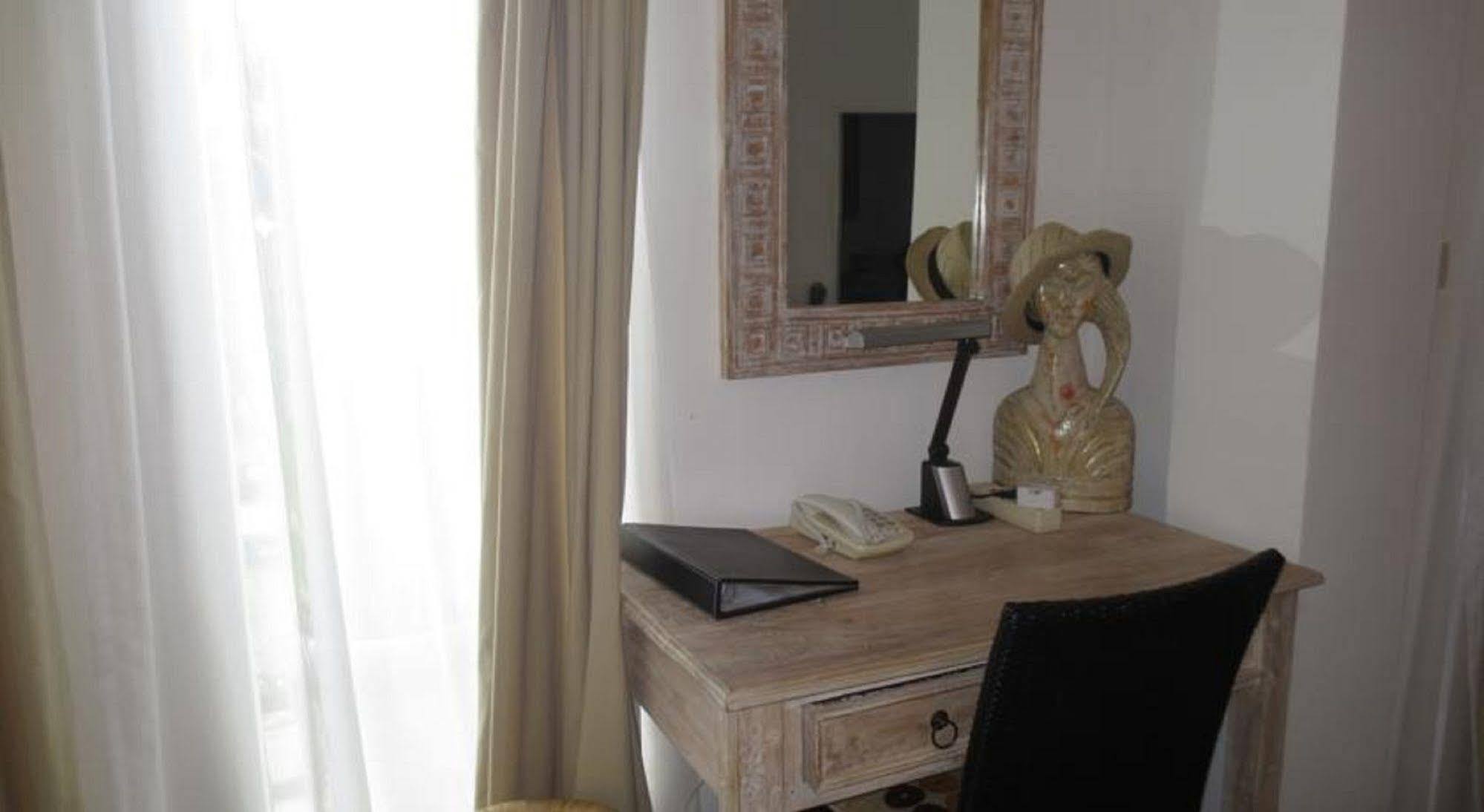 Bali Court Hotel & Apartment Легиан Екстериор снимка